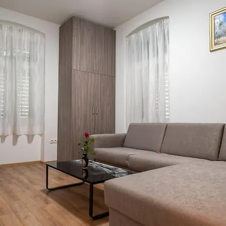 Old Town Cozy Homestay *